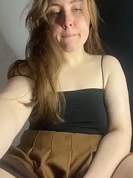 Snapshot of Topvi_ chatting on February 20, 7:08 pm Topvi online show from February 20, 7:08 pm
