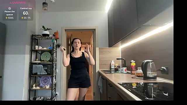 jainesummer online show from November 28, 7:22 am