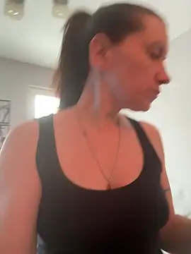 jainesummer online show from February 26, 6:12 am