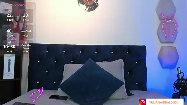 Snapshot of yulianademond66 chatting on June 13, 8:07 pm yulianademond66 online show from June 13, 8:07 pm