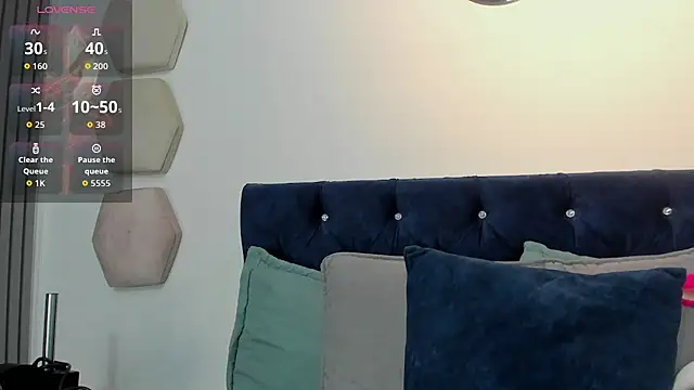Snapshot of yulianademond66 chatting on August 3, 9:07 pm yulianademond66 online show from August 3, 9:07 pm