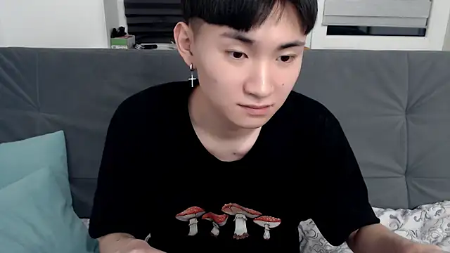 Miram Yu online show from February 9, 11:57 pm