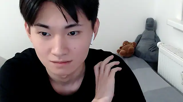 Miram Yu online show from October 15, 3:06 am