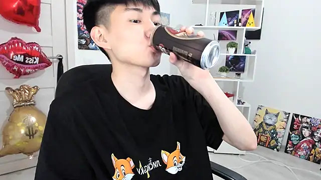 Snapshot of Miram_Yu chatting on June 17, 7:26 pm Miram Yu online show from June 17, 7:26 pm