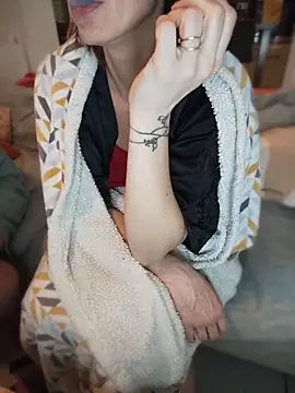 Cplhdef online show from February 28, 7:26 pm