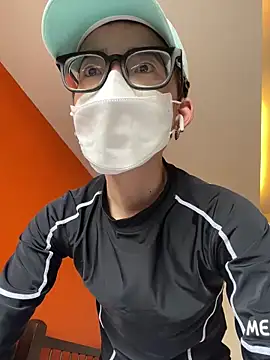 iyy2004 online show from January 23, 3:05 am