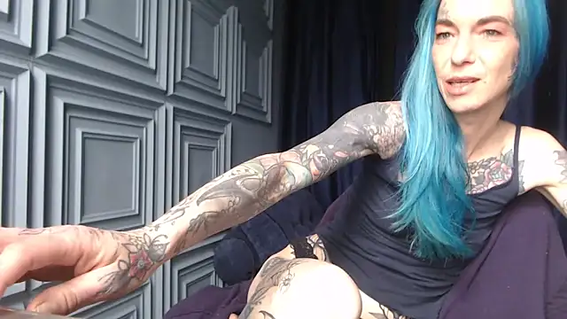 RavenryderUK online show from March 25, 9:59 am