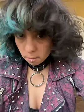 Snapshot of Sweet_Chaos chatting on February 13, 7:32 pm Sweet Chaos online show from February 13, 7:32 pm