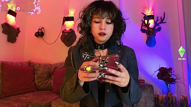 Snapshot of Sweet_Chaos chatting on February 14, 6:48 pm Sweet Chaos online show from February 14, 6:48 pm