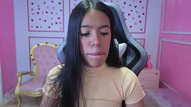 stephania t online show from September 9, 11:32 am