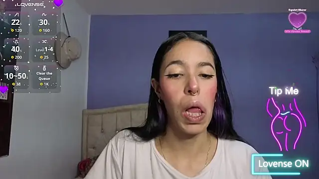 Snapshot of stephania_t chatting on May 25, 5:08 pm stephania t online show from May 25, 5:08 pm