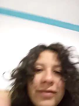 Snapshot of julz_03 chatting on February 15, 4:25 am julz 03 online show from February 15, 4:25 am