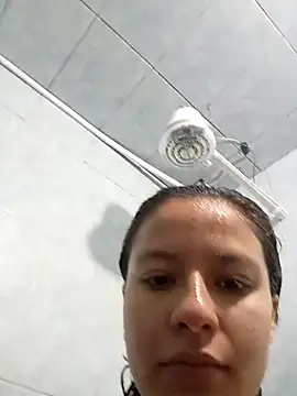 Snapshot of julz_03 chatting on February 15, 5:50 pm julz 03 online show from February 15, 5:50 pm