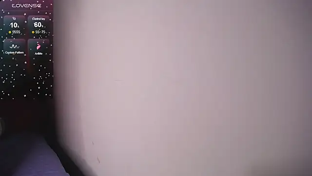 Snapshot of julz_03 chatting on February 24, 10:14 pm julz 03 online show from February 24, 10:14 pm