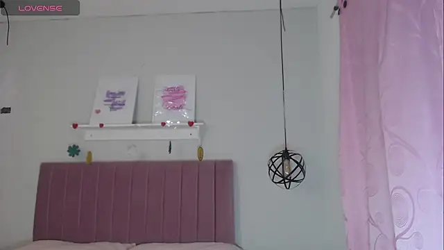 Snapshot of julz_03 chatting on March 19, 7:06 pm julz 03 online show from March 19, 7:06 pm