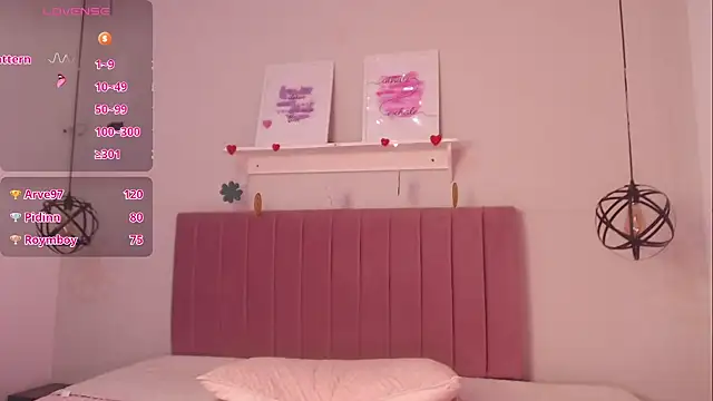 Snapshot of julz_03 chatting on March 22, 2:16 am julz 03 online show from March 22, 2:16 am