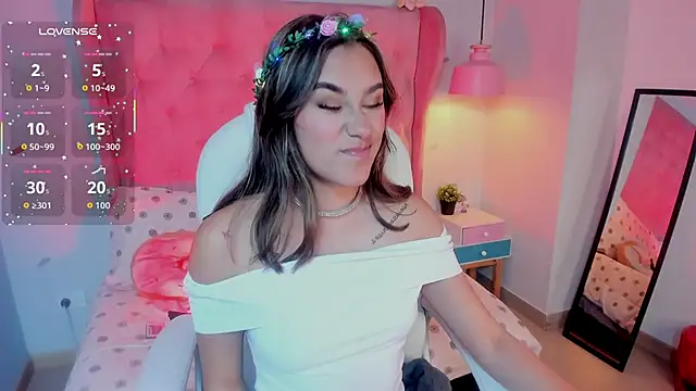  Sophie  miller online show from November 29, 8:45 pm