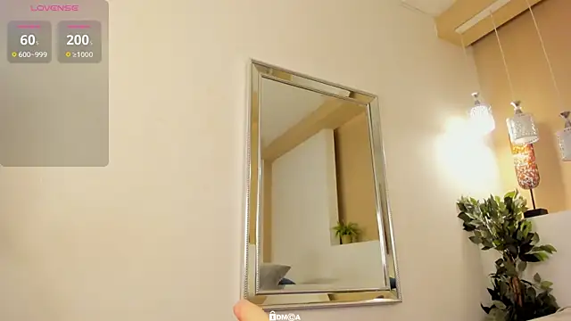 SaraMonroe1 online show from February 24, 11:09 pm