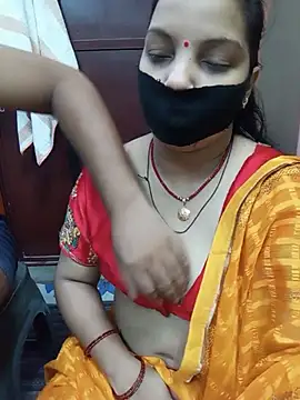 Snapshot of Manjudear chatting on July 18, 5:11 am Manjudear online show from July 18, 5:11 am