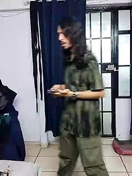 Snapshot of Donstark6669 chatting on December 4, 11:57 pm Donstark6669 online show from December 4, 11:57 pm