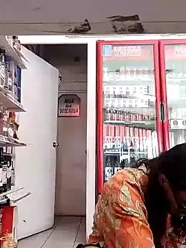 Snapshot of Donstark6669 chatting on December 10, 8:27 pm Donstark6669 online show from December 10, 8:27 pm