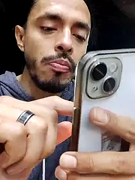 Snapshot of Donstark6669 chatting on February 8, 5:08 am Donstark6669 online show from February 8, 5:08 am