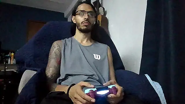 Snapshot of Donstark6669 chatting on September 11, 7:30 am Donstark6669 online show from September 11, 7:30 am