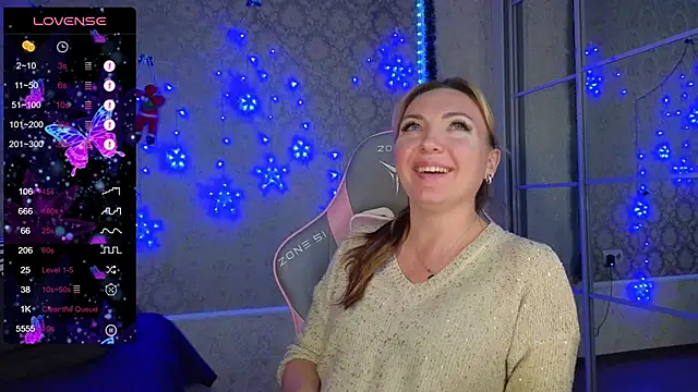 Snapshot of -DIVORA- chatting on January 4, 7:34 pm -DIVORA- online show from January 4, 7:34 pm