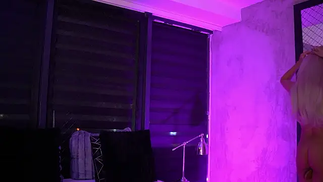 Candy Ivy online show from February 1, 6:06 pm