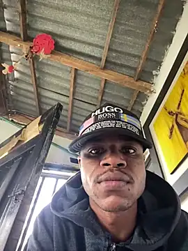 Snapshot of ElNegroRony chatting on December 28, 5:03 pm ElNegroRony online show from December 28, 5:03 pm