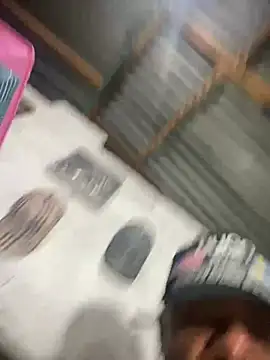 Snapshot of ElNegroRony chatting on February 4, 10:13 pm ElNegroRony online show from February 4, 10:13 pm