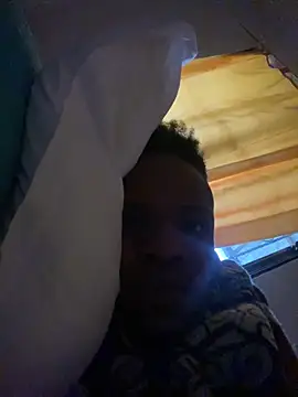 Snapshot of ElNegroRony chatting on October 16, 12:50 pm ElNegroRony online show from October 16, 12:50 pm