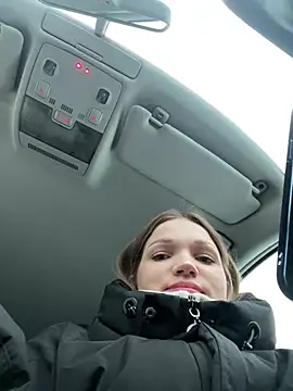 KitteCat online show from December 19, 8:23 am