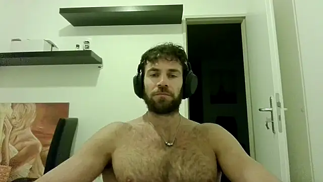 alpha-hunk online show from October 19, 7:25 pm