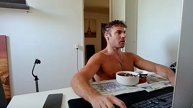 alpha-hunk online show from June 17, 10:17 am