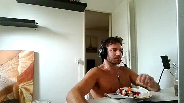 alpha-hunk online show from July 1, 10:17 am