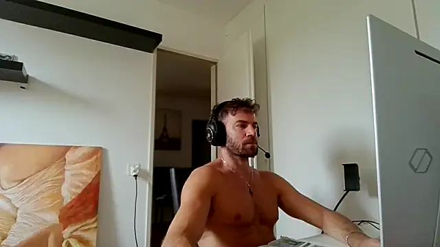 alpha-hunk online show from July 19, 9:35 am