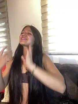 Snapshot of Kyna_euphoria chatting on February 7, 2:04 pm Kyna euphoria online show from February 7, 2:04 pm