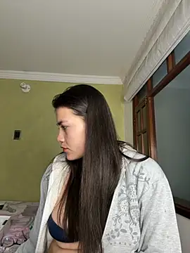 aurora divine online show from September 30, 10:59 pm