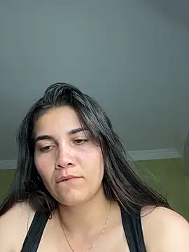 aurora divine online show from November 20, 10:42 pm