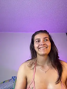 aurora divine online show from March 30, 7:04 pm