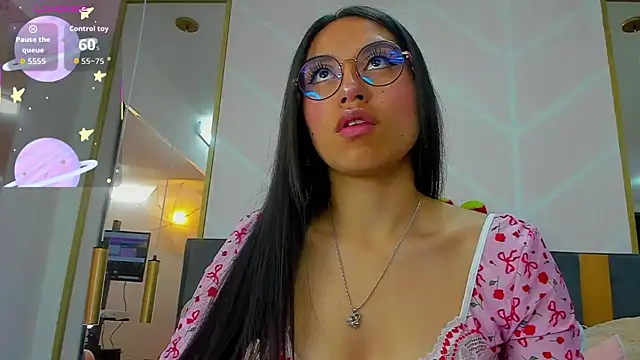 MadyJackson online show from October 8, 11:41 am