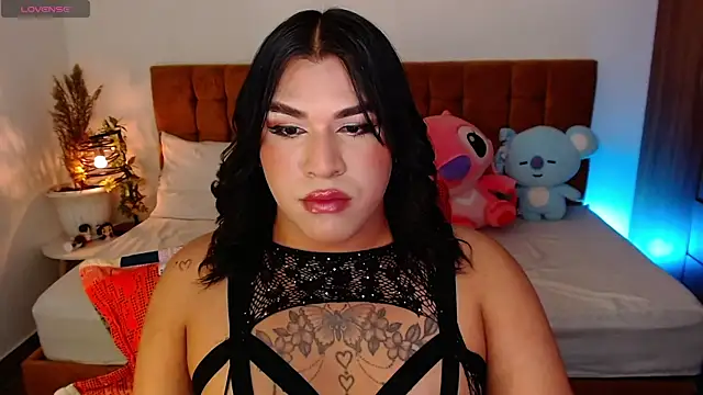 alexiaaross online show from April 18, 12:25 am