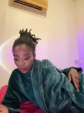 choclatepeaach online show from February 17, 11:50 am