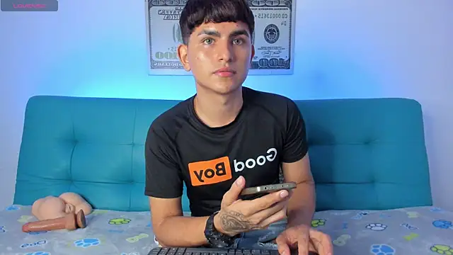 Lyam ap online show from April 10, 3:12 am