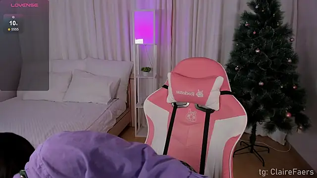 Snapshot of ClaireFaers_ chatting on December 5, 2:09 am ClaireFaers  online show from December 5, 2:09 am