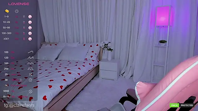 Snapshot of ClaireFaers_ chatting on January 24, 12:20 pm ClaireFaers  online show from January 24, 12:20 pm