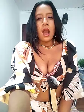 Snapshot of cami_victoria chatting on September 11, 7:47 pm cami victoria online show from September 11, 7:47 pm