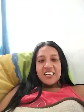 Snapshot of cami_victoria chatting on January 7, 8:00 pm cami victoria online show from January 7, 8:00 pm