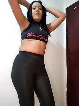 Snapshot of cami_victoria chatting on February 9, 7:18 pm cami victoria online show from February 9, 7:18 pm